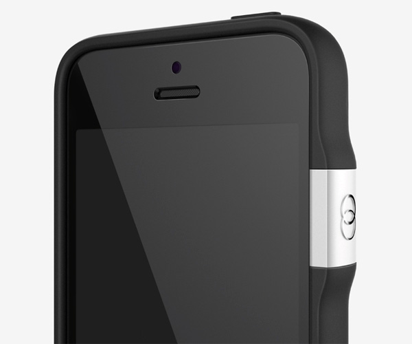 4.jpg 手機邊框分電線:Juice up Cable(組圖)