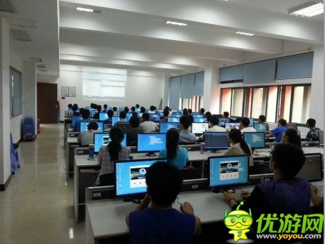 CocoaChina大會(huì)公布觸控獎(jiǎng)學(xué)金等高校合作計(jì)劃