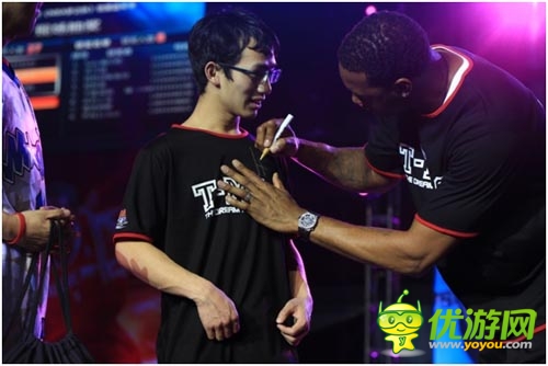 麥蜜們熱情高漲 《NBA夢之隊》嘉年華轟動中華