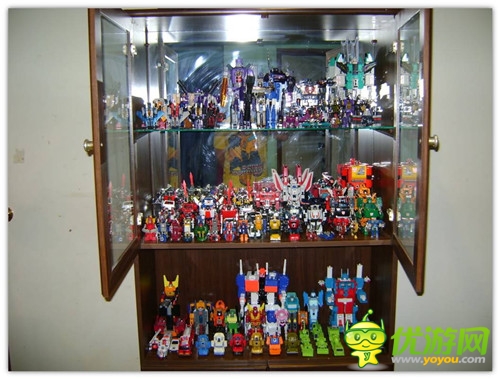 變形金剛手游來(lái)襲 三十年一路相隨