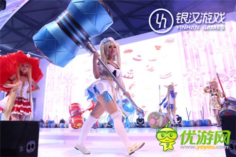 耀舞耀時(shí)尚 2014ChinaJoy銀漢游戲展臺(tái)采風(fēng)