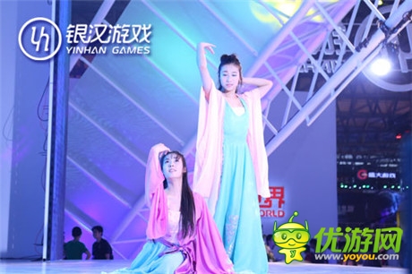 耀舞耀時(shí)尚 2014ChinaJoy銀漢游戲展臺(tái)采風(fēng)